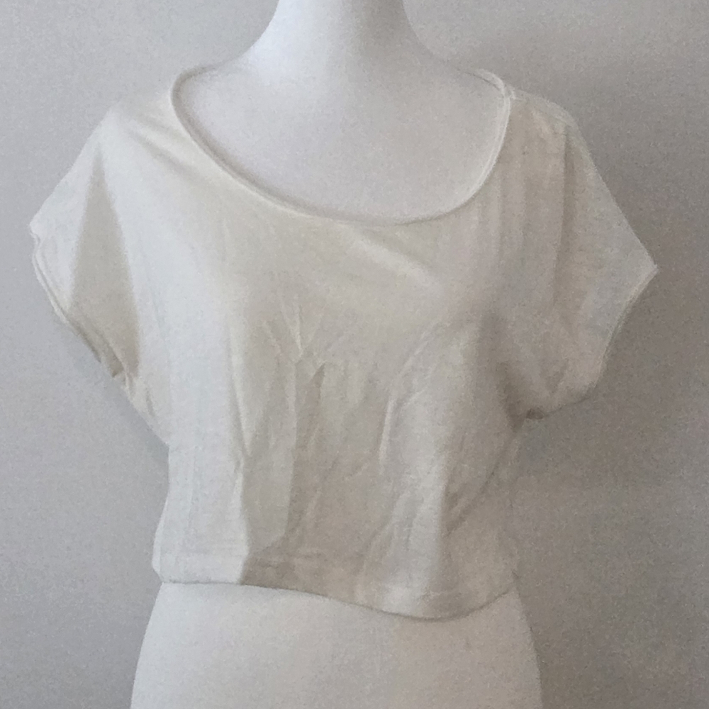 Vero Moda Cream Scoop Neck Crop Top